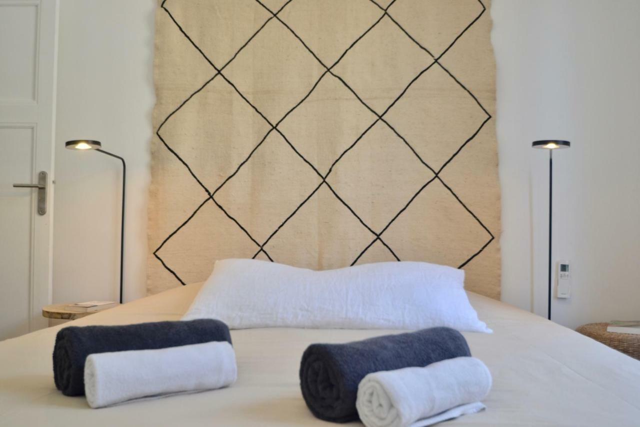 Le St Francois - Gorgeous Apt Art-déco,lift, A/c, 20 Meters Beach *