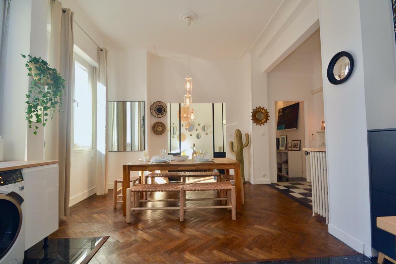 Le St Francois - Gorgeous Apt Art-déco,lift, A/c, 20 Meters Beach *