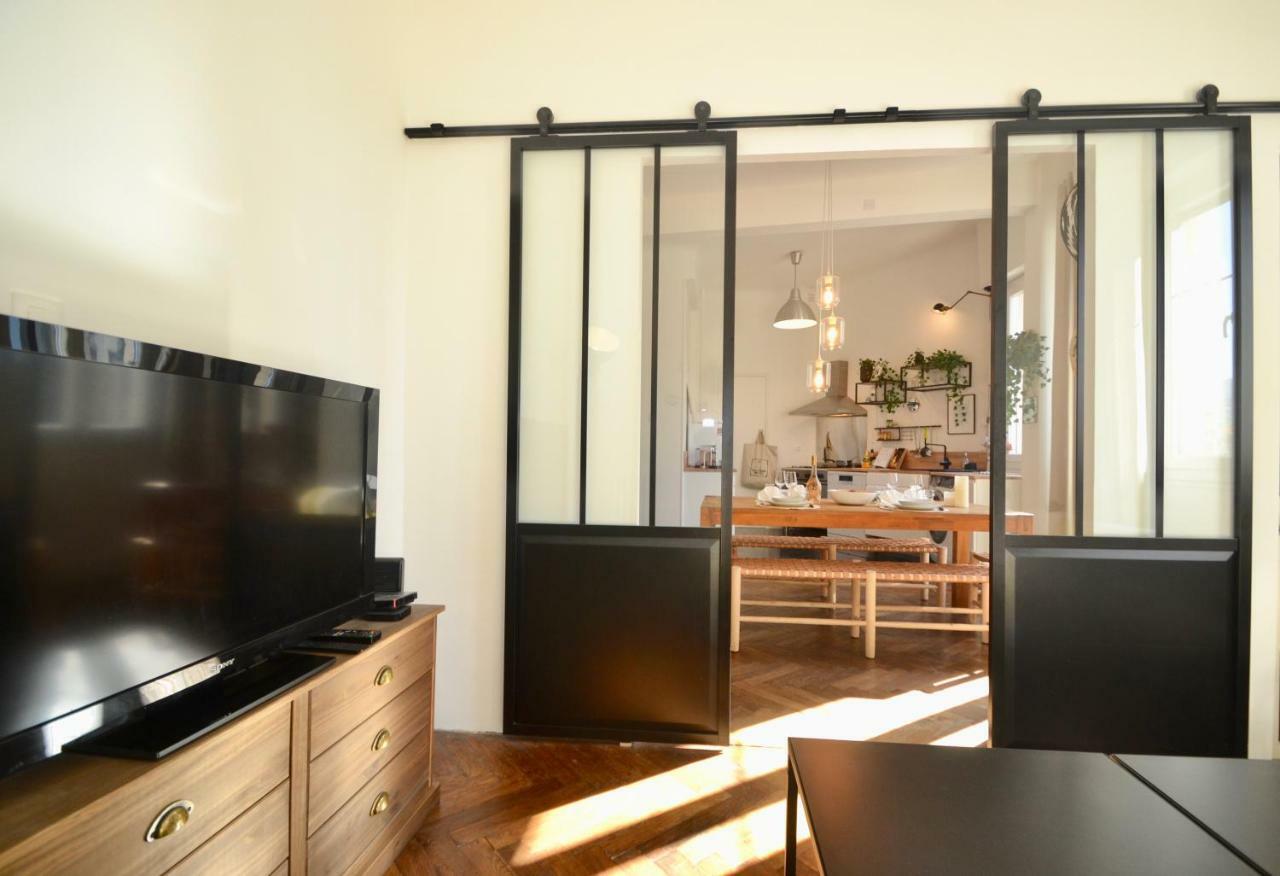Le St Francois - Gorgeous Apt Art-déco,lift, A/c, 20 Meters Beach Appartamento